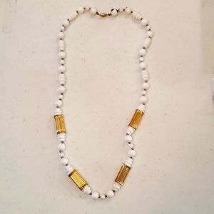 28" white and gold bead necklace vintage